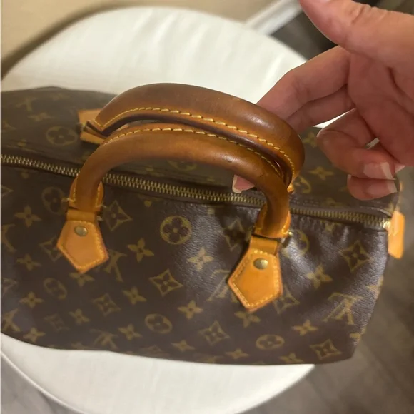 AUTHENTIC GENTLY USED LOUIS VUITTON SPEEDY 30 - Picture 3 of 12